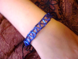 Einfaches Perlenarmband mit Stiftperlen