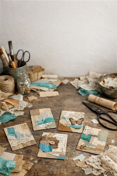 Artist Trading Cards, h&auml;ufig mit ATC abgek&uuml;rzt, sind kleine, k&uuml;nstlerisch gestaltete Karten im internationalen Sammelkartenformat.